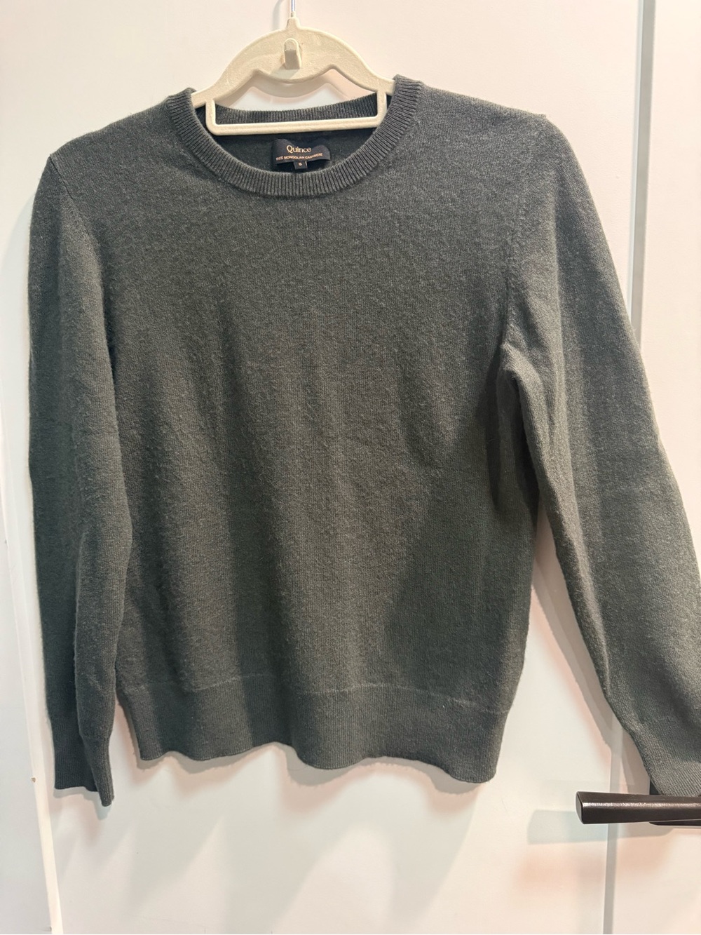 Quince Women’s Crewneck Sweater in Olive Green
